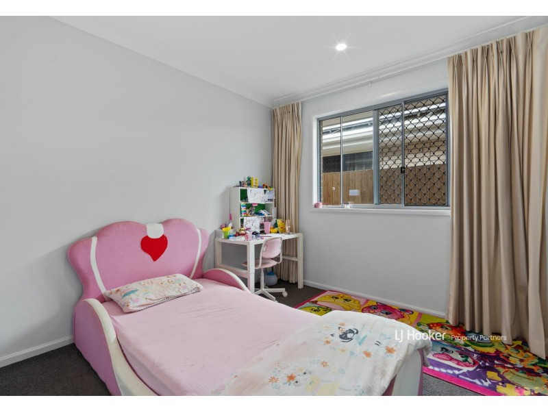 5 Applecross Place, Pallara QLD 4110