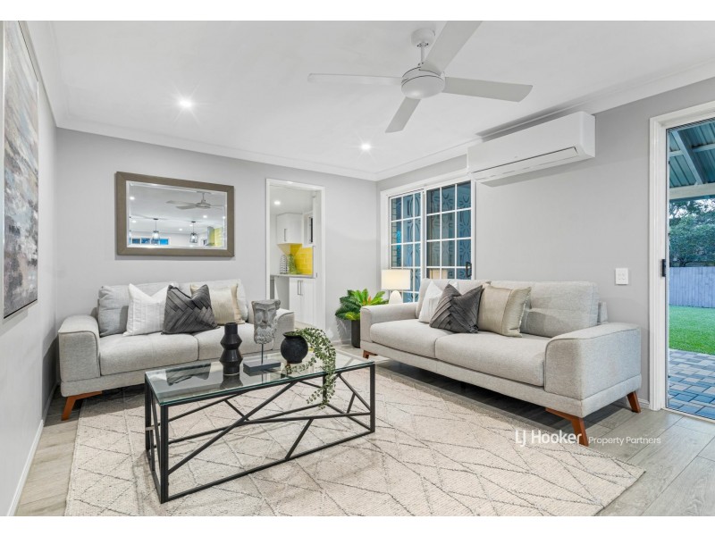 10 Orania Crescent, Calamvale QLD 4116