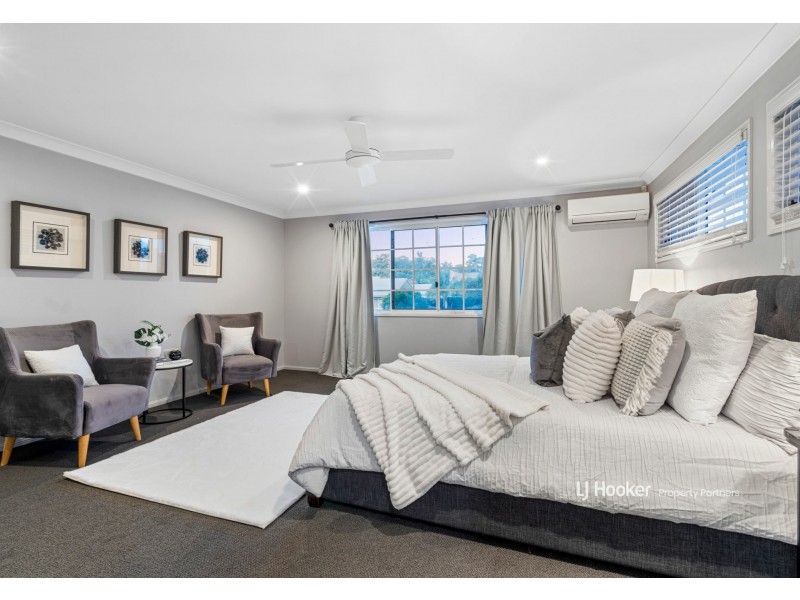 10 Orania Crescent, Calamvale QLD 4116