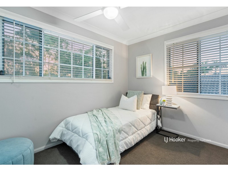 10 Orania Crescent, Calamvale QLD 4116