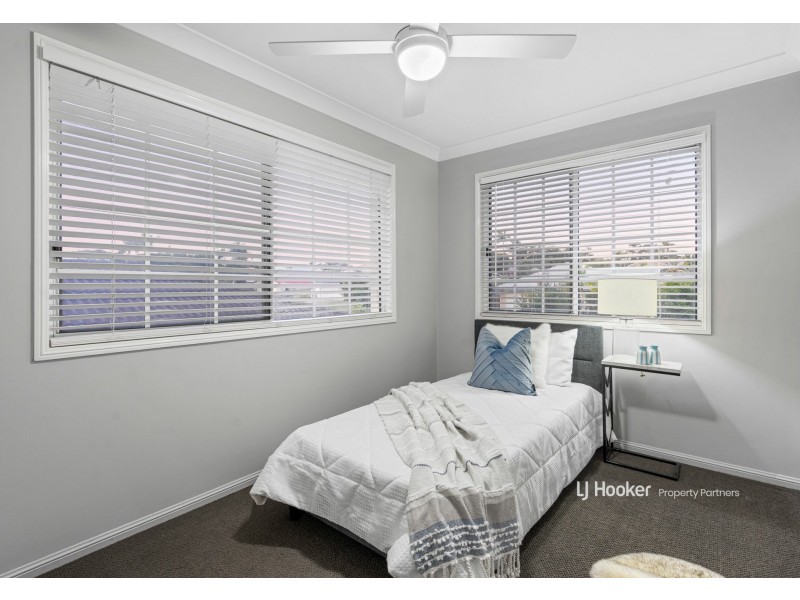 10 Orania Crescent, Calamvale QLD 4116