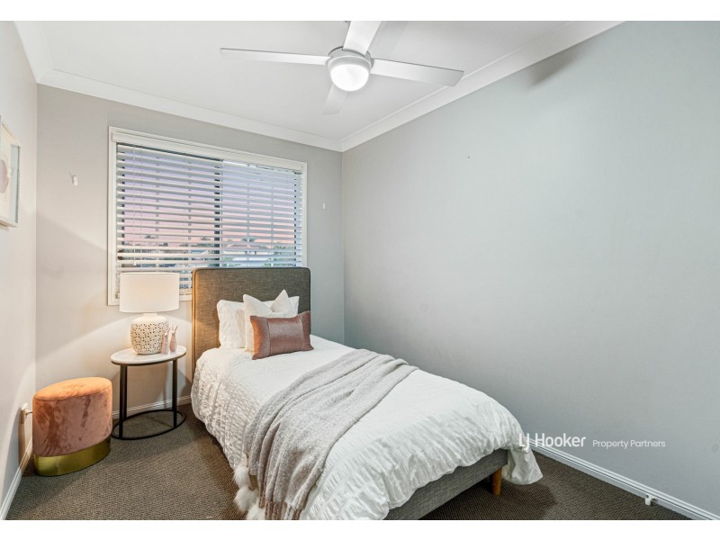 10 Orania Crescent, Calamvale QLD 4116