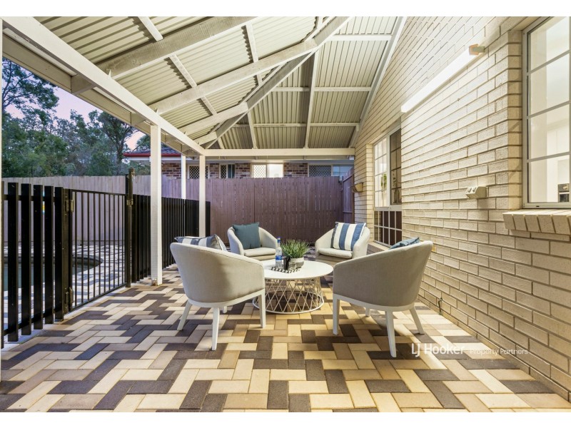 10 Orania Crescent, Calamvale QLD 4116