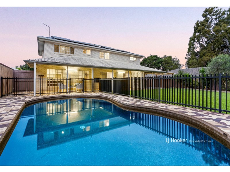 10 Orania Crescent, Calamvale QLD 4116