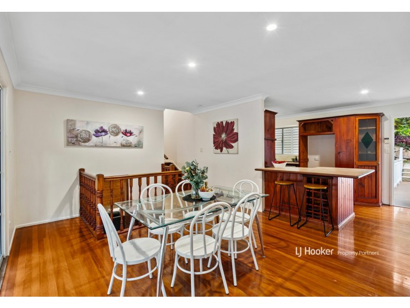 7 Odessa Street, Holland Park West QLD 4121