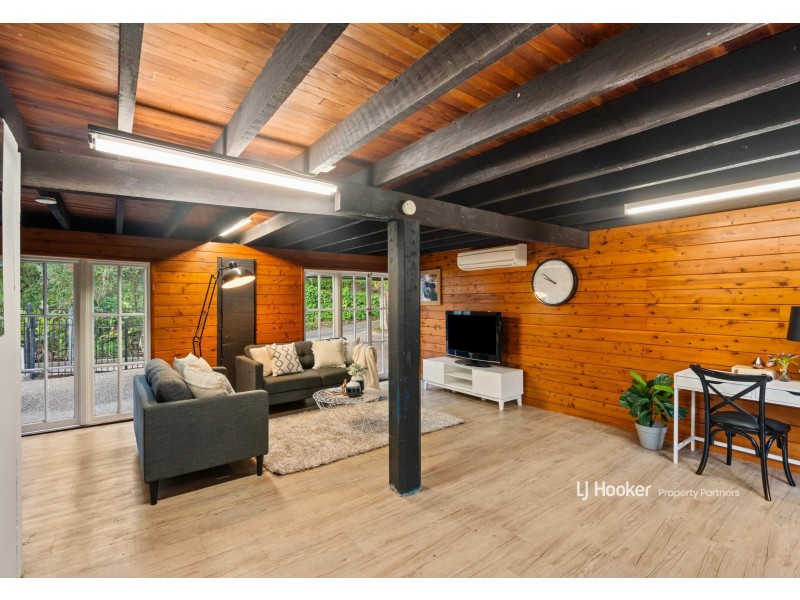 7 Odessa Street, Holland Park West QLD 4121