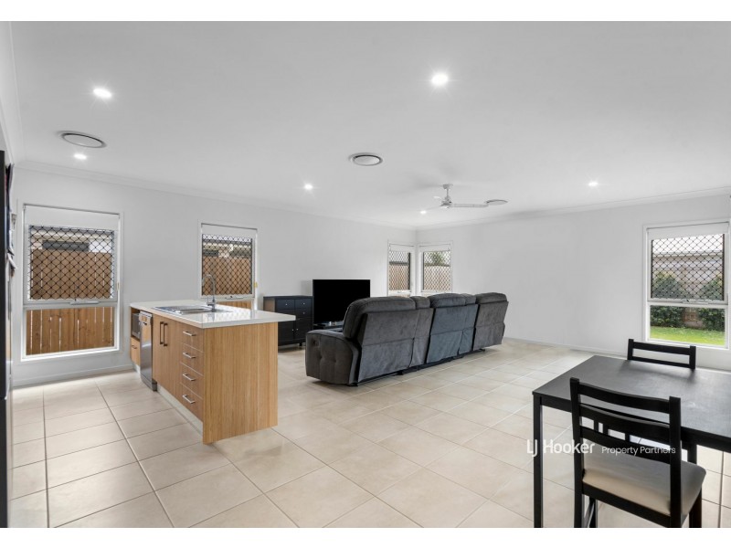 4 Urquhart Street, Pallara QLD 4110