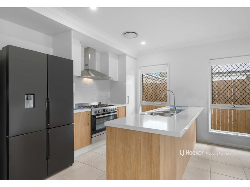 4 Urquhart Street, Pallara QLD 4110