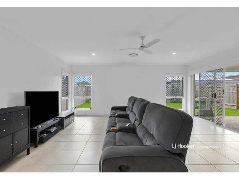 4 Urquhart Street, Pallara QLD 4110