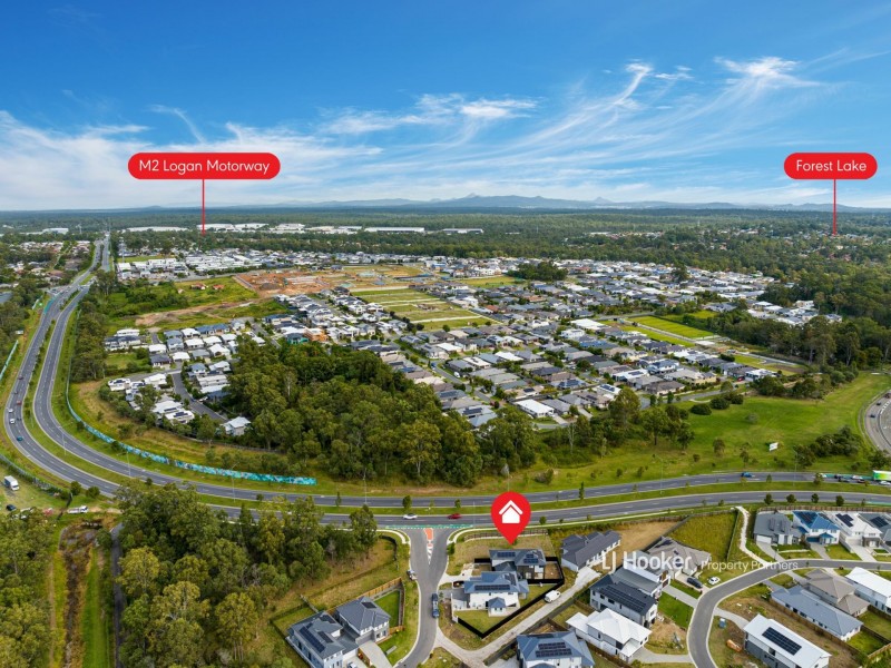 2 Montgomery Circuit, Pallara QLD 4110