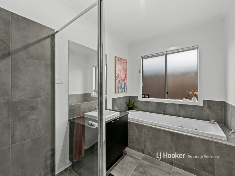 45 Birchwood Street, Park Ridge QLD 4125