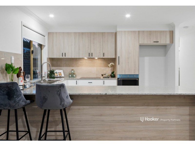 71 Rubicon Crescent, Kuraby QLD 4112