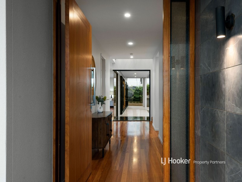 4 Osprey Lane, Rochedale QLD 4123