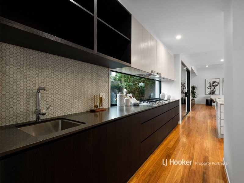 4 Osprey Lane, Rochedale QLD 4123