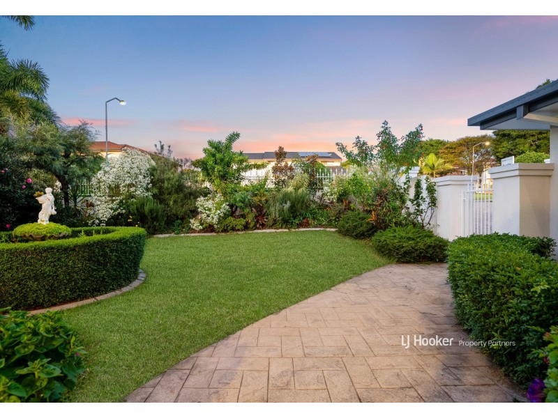 58 Lindfield Circuit, Robertson QLD 4109