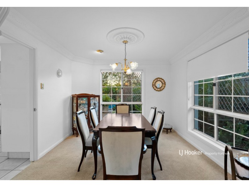 58 Lindfield Circuit, Robertson QLD 4109