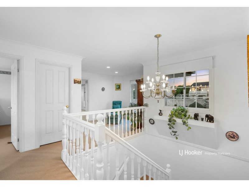 58 Lindfield Circuit, Robertson QLD 4109