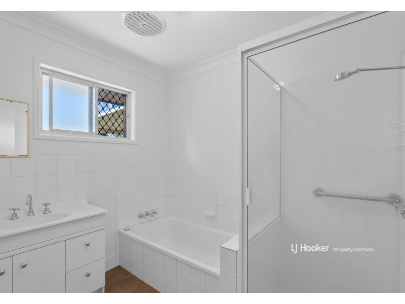 264 Middle Road, Boronia Heights QLD 4124