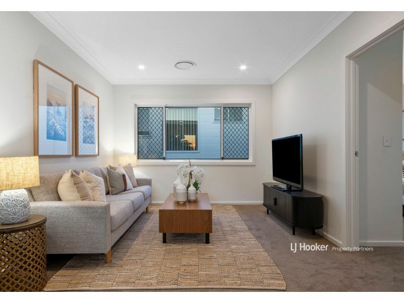 4 Estoril Street, Robertson QLD 4109