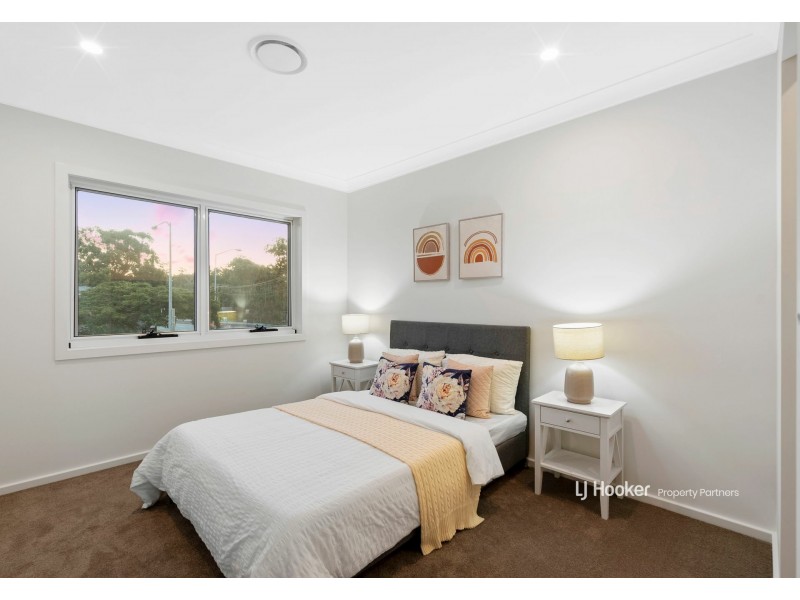 4 Estoril Street, Robertson QLD 4109