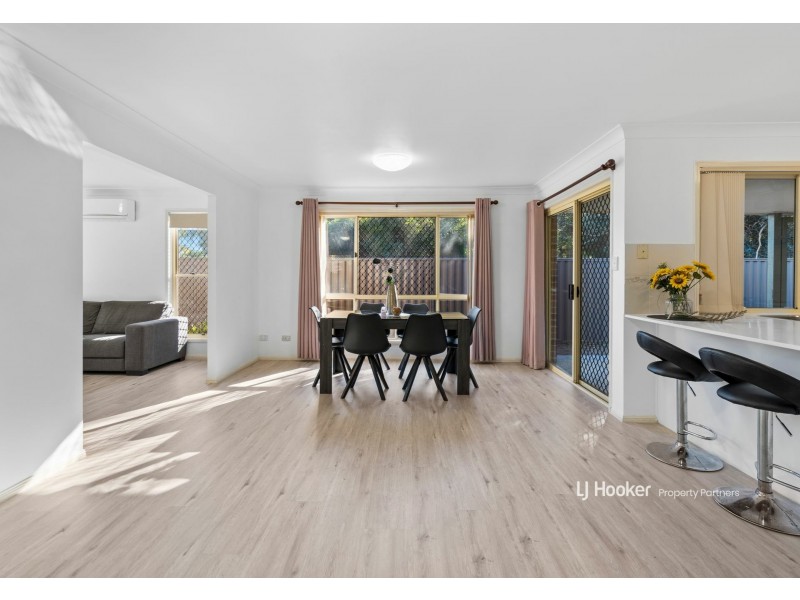 8 Tupelo Street, Calamvale QLD 4116