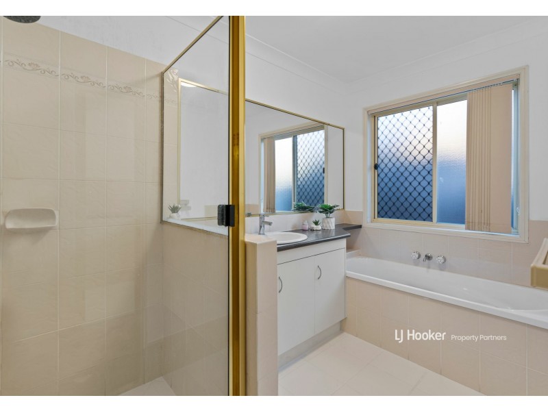 8 Tupelo Street, Calamvale QLD 4116