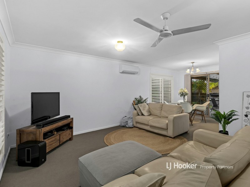 3 Conrad Place, Wishart QLD 4122