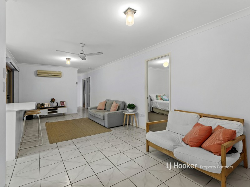 3 Conrad Place, Wishart QLD 4122