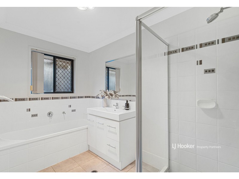 28 Khoo Place, Calamvale QLD 4116