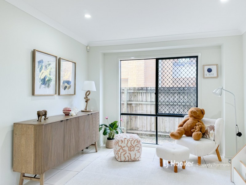 7 Caravonica Court, Calamvale QLD 4116