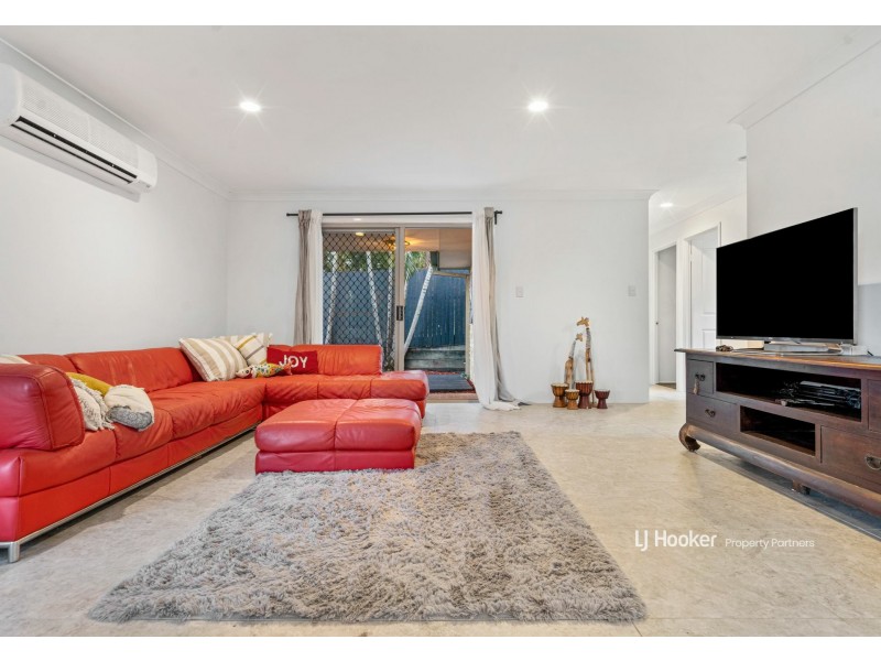 15 Livingstone Place, Kuraby QLD 4112