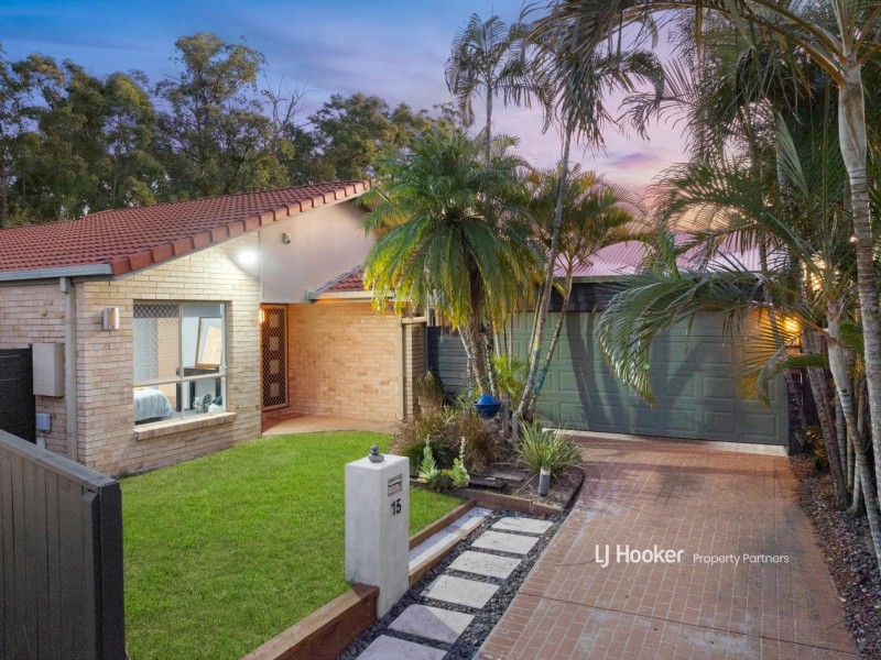 15 Livingstone Place, Kuraby QLD 4112