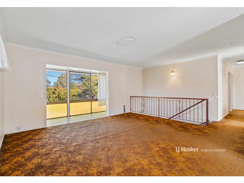 272 Broadwater Road, Mansfield QLD 4122