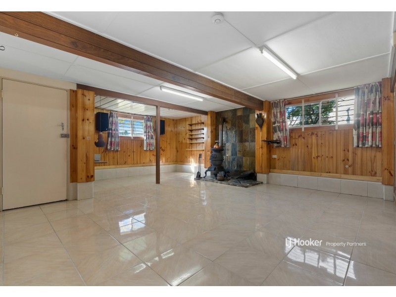 2 Carnac Street, Wishart QLD 4122