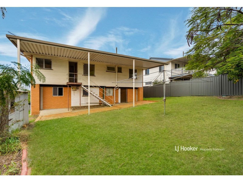 78 Mingera Street, Mansfield QLD 4122