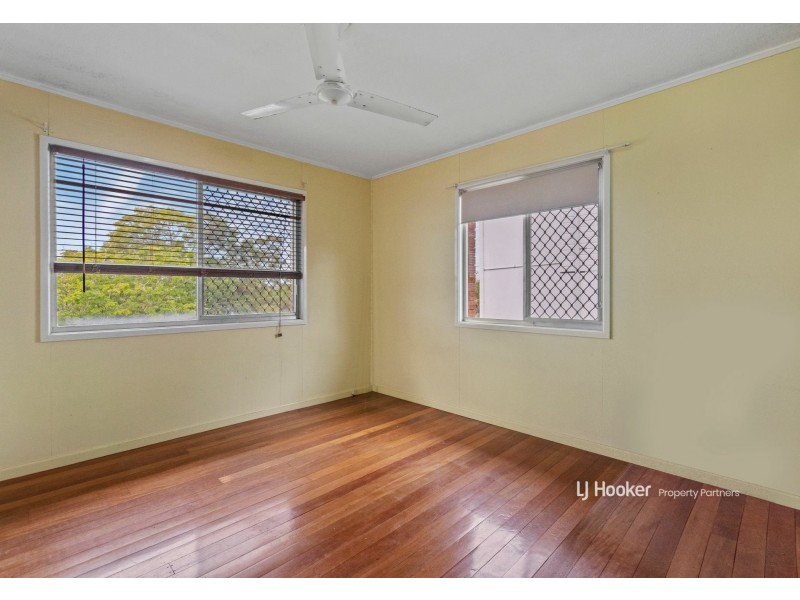 78 Mingera Street, Mansfield QLD 4122