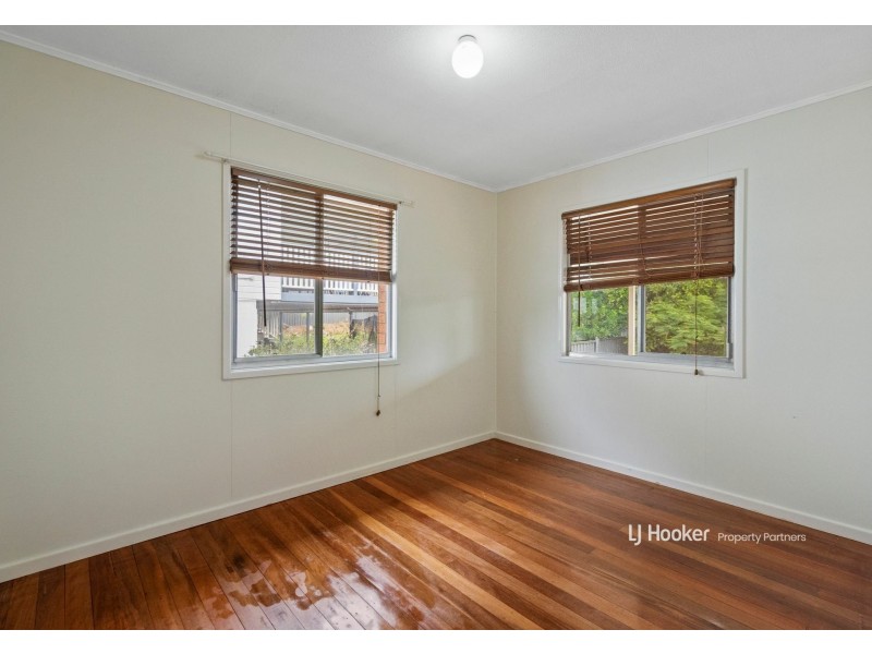 78 Mingera Street, Mansfield QLD 4122