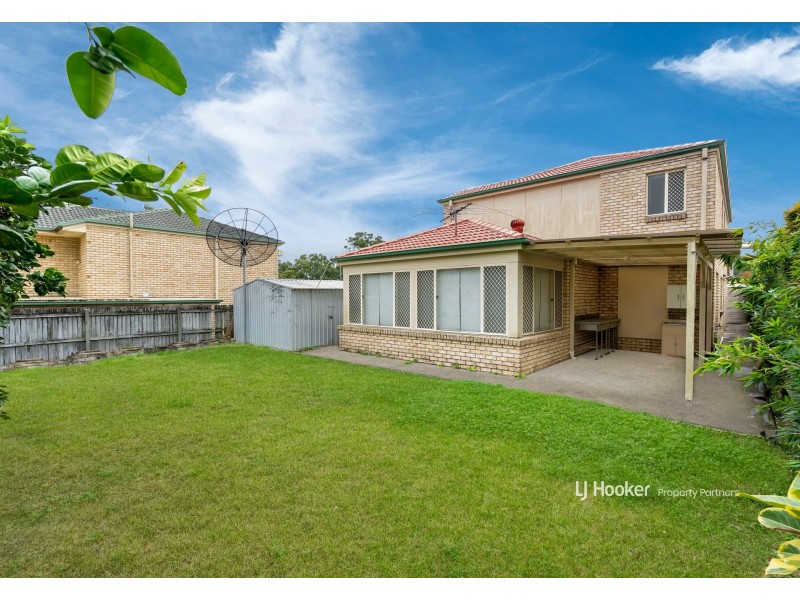 8 Jade Close, Robertson QLD 4109