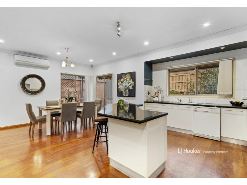 11 Coral Gum Court, Kuraby QLD 4112