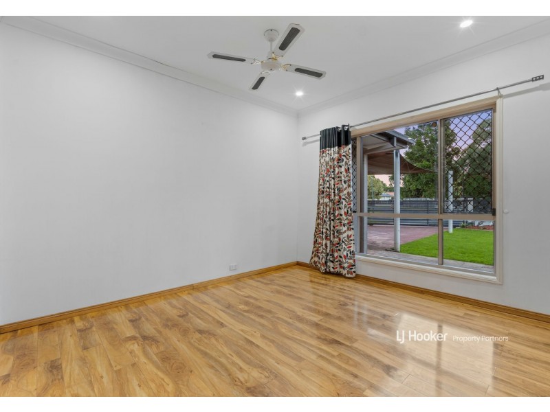 11 Coral Gum Court, Kuraby QLD 4112