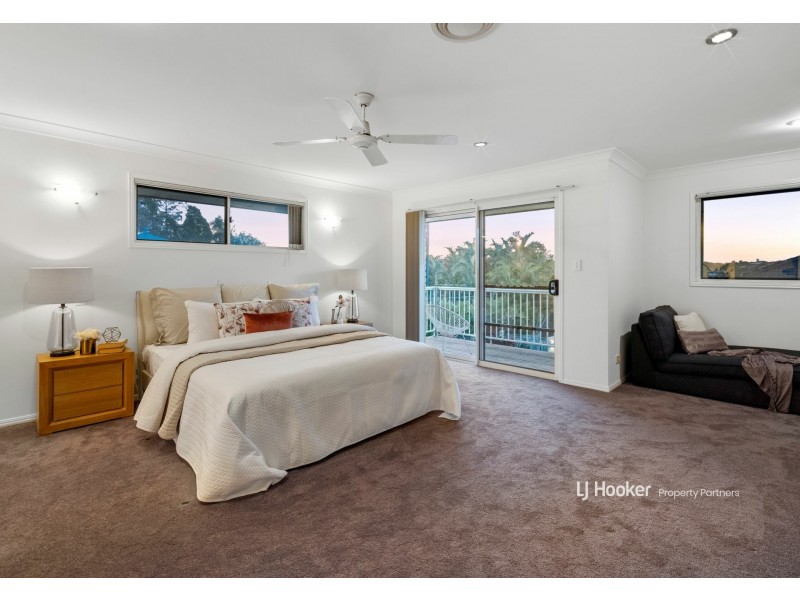 22 Avonlea Place, Eight Mile Plains QLD 4113