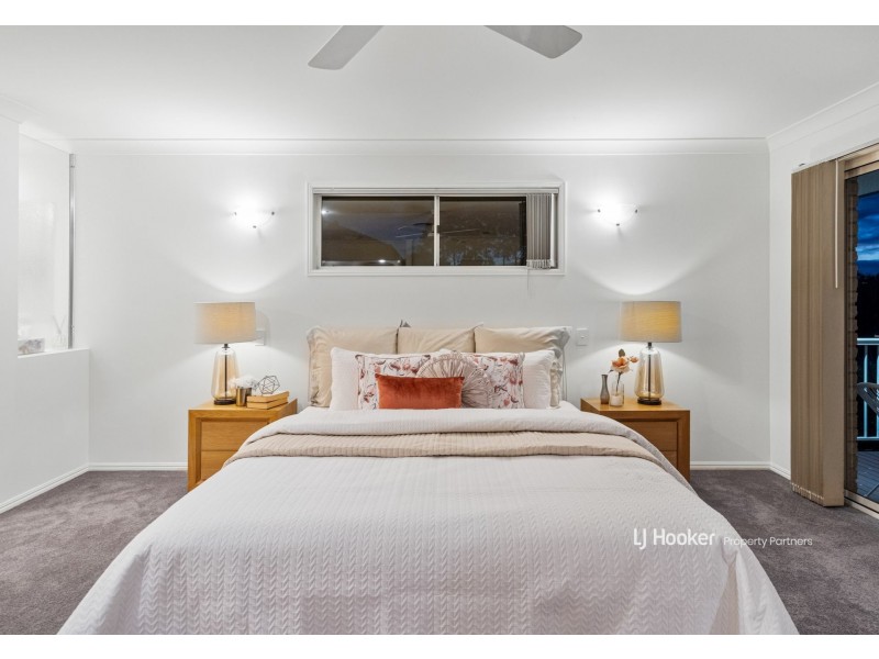 22 Avonlea Place, Eight Mile Plains QLD 4113