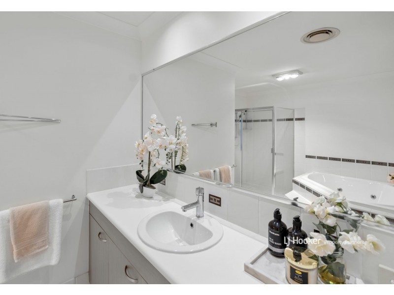 22 Avonlea Place, Eight Mile Plains QLD 4113