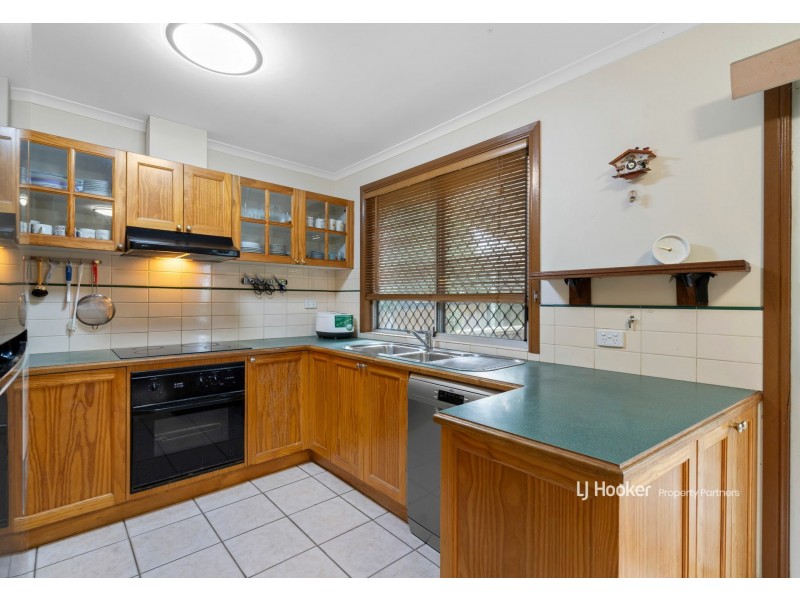 15 Balaton Street, Riverhills QLD 4074