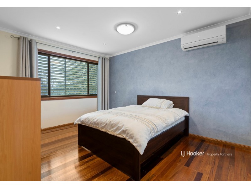 15 Balaton Street, Riverhills QLD 4074