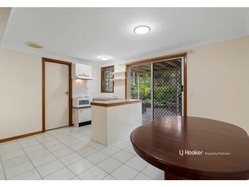 15 Balaton Street, Riverhills QLD 4074