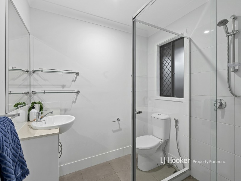 15 Weedbrook Street, Park Ridge QLD 4125