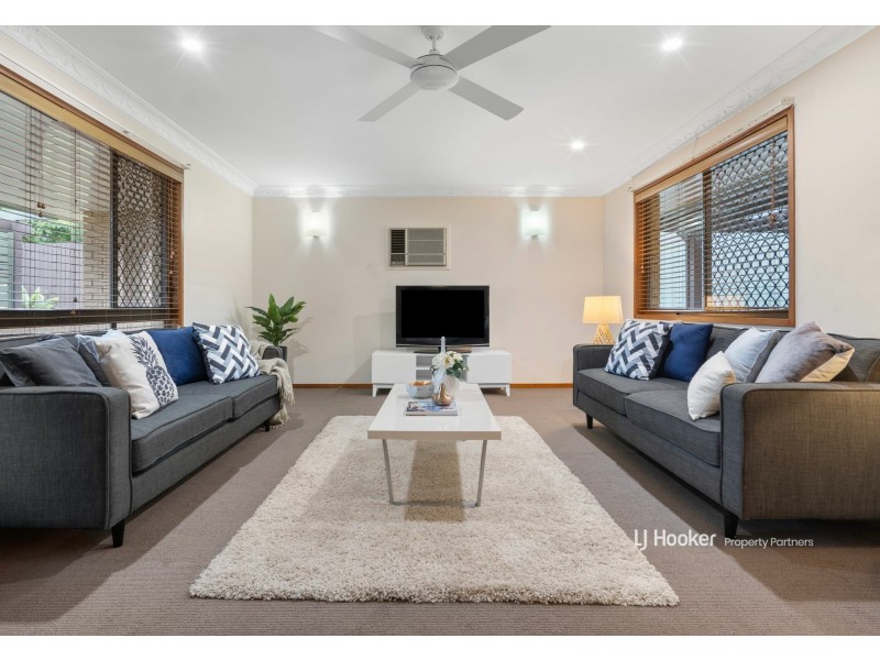 25 Oakleaf Street, Eight Mile Plains QLD 4113