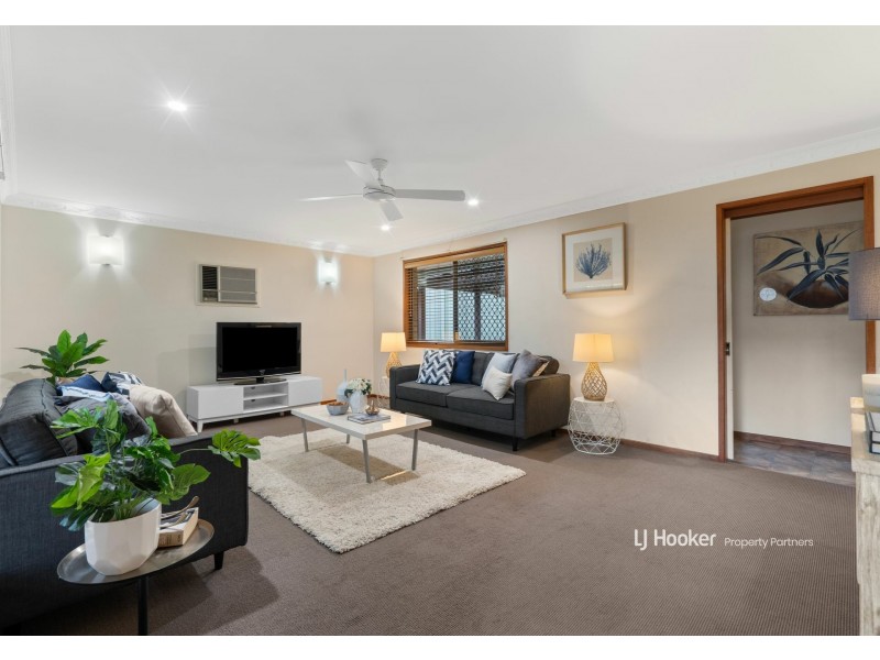 25 Oakleaf Street, Eight Mile Plains QLD 4113