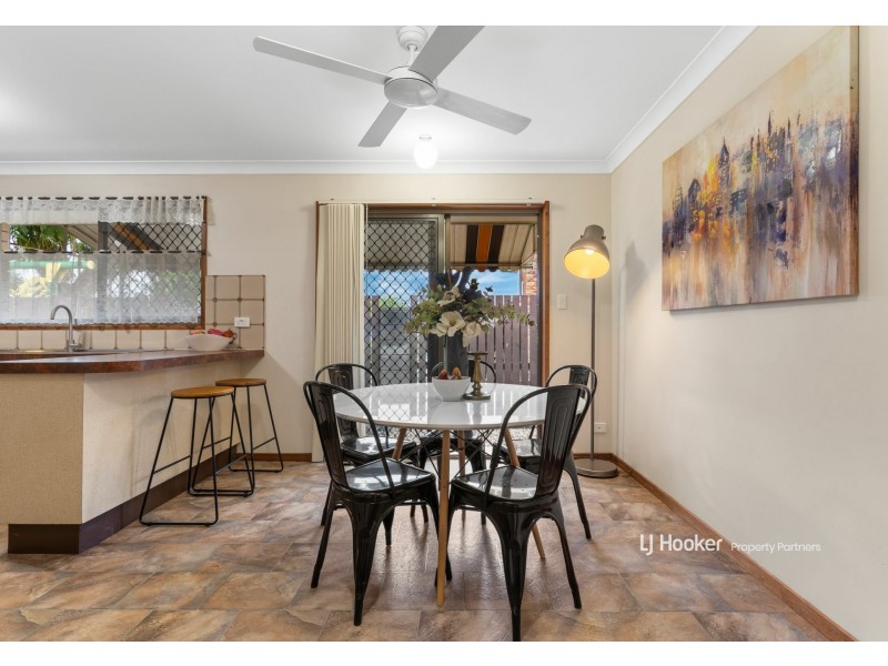 25 Oakleaf Street, Eight Mile Plains QLD 4113